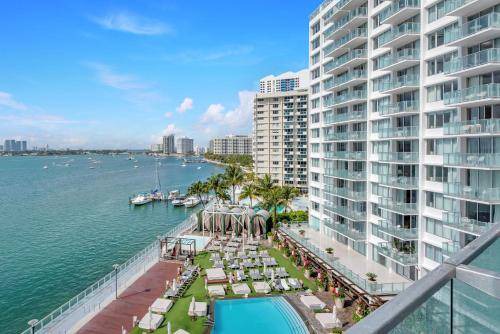 West Avenue Apartment | 99 m² Apartment ∙ 2 bedrooms ∙ 5 guests