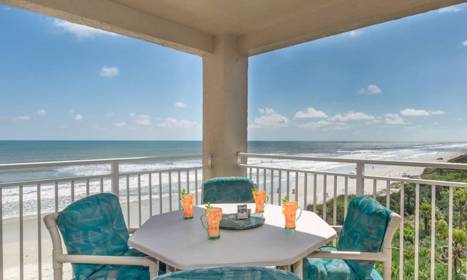 Cearra Del Ray Condo | 99 m² Condo ∙ 3 bedrooms ∙ 6 guests