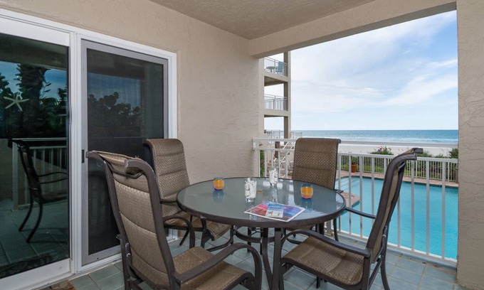 Cearra Del Ray Condo | 99 m² Condo ∙ 3 bedrooms ∙ 6 guests