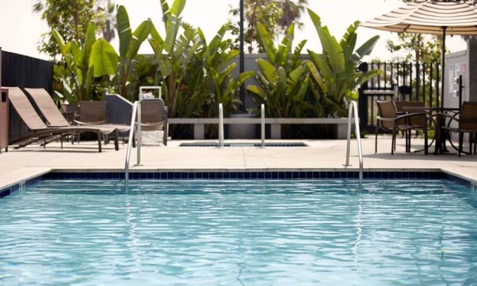 Marathon House | Adventure Awaits! Four Comfy Units Near Beaches, Pool and Attractions