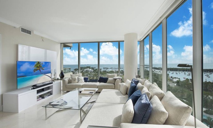 Coconut Grove Apartment | Apartment ∙ 2 bedrooms ∙ 4 guests
