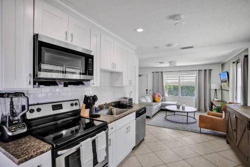 Southwest Apartment | Apartment ∙ 3 bedrooms ∙ 6 guests