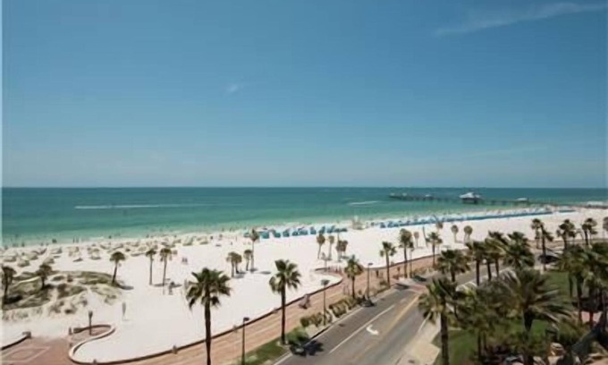 Clearwater Beach Condo | Aqualea Hyatt Residences Suite 601