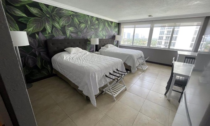 Sunny Isles Beach Apartment | Areia Azul Aparts Miami - ART Room at Marco Polo Beach Resort