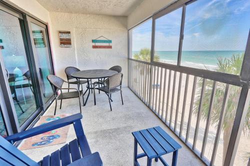 Madeira Beach House | Arie Dam 202
