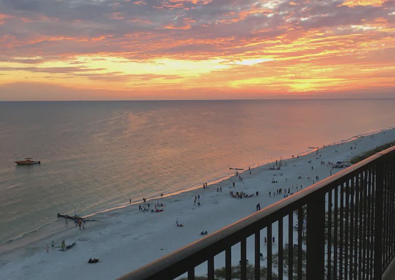 Madeira Beach Apartment | Beachfront condo with gorgeous views!