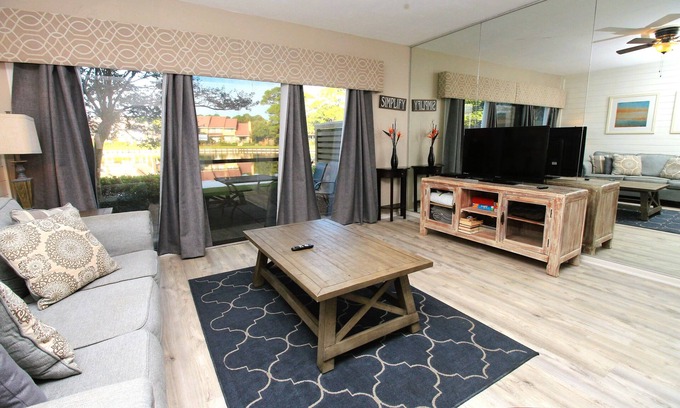 Sandestin Condo | Beachside of Sandestin Resort. Lake view.Beachwalk townhome