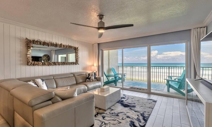 New Smyrna Beach Apartment | BlueFin 202 Luxury Oceanfront Condo