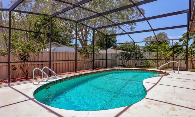 Bradenton House | Bradenton Escape