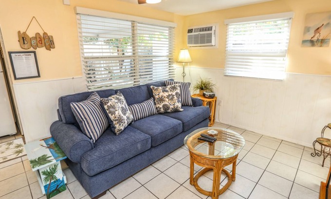 Fort Myers Beach House | Bright beach home w. charming outdoors, close to beach