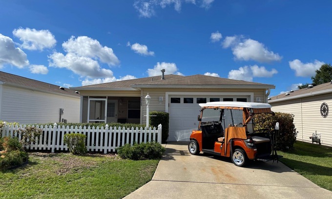 Lynnhaven House | Bright, Open Retreat w/Stylish Flair & Easy Access to The Heart of The Action