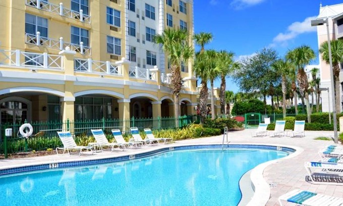 Kissimmee Apartment | Calypso Cay Vacation Villas 2BR Suite, SUNDAY Check-In