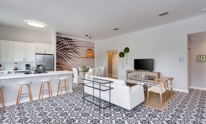 Southwest Coconut Grove House | Casa Grande - Second Floor