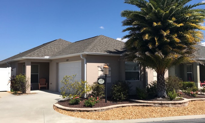 The Villages House | Charming Rental in the Village of Pinellas: Your Florida Oasis Awaits