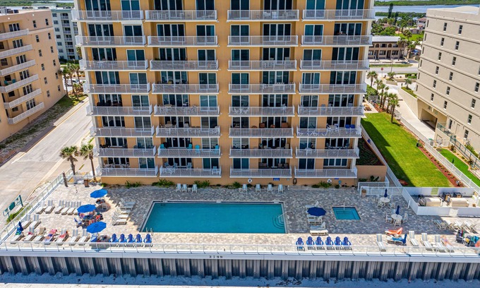 Daytona Beach Shores Condo | Check out this Condo Best Beach Location and Building in Daytona Beach Shores