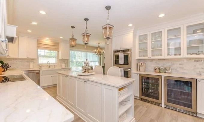 Harbor Hills House | Clearwater Oasis - 5 Bedrooms Minutes from White Sandy Clearwater Beach