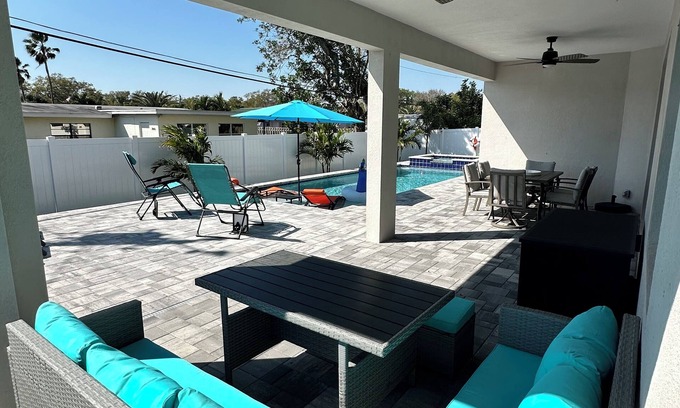 Cape Caneveral Beach Gardens House | Coastal Breeze Retreat Next to the Beach- Heated Pool/Hot Tub