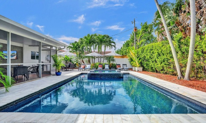 Imperial Point House | Coconut Clubhouse Heated Pool-Hot tub-Ping Pong