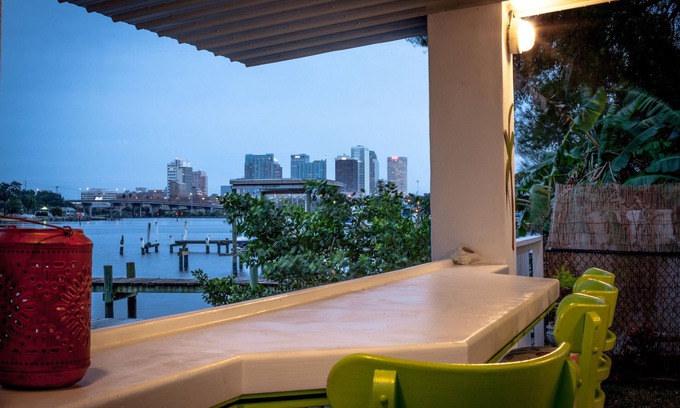 Tampa House | Come enjoy River and Downtown Views in the heart of Tampa!