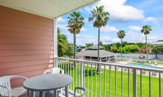 St. Augustine Beach Condo | Condo ∙ 2 bedrooms ∙ 4 guests