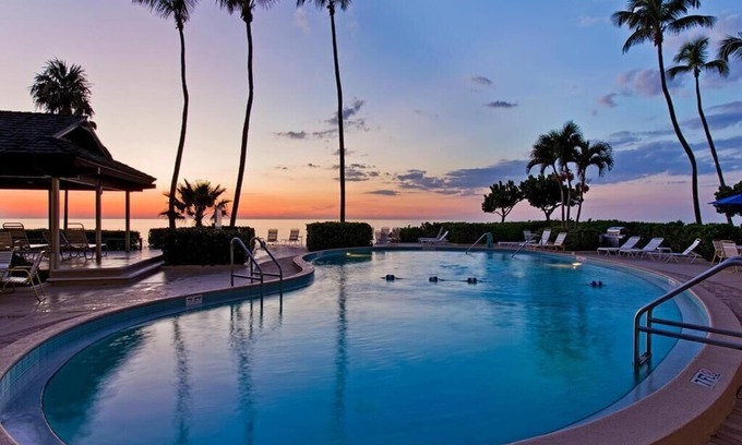 Moorings Condo | Coveted Naples Continental Club - Directly on the beach
