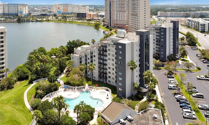 Florida Center Apartment | Cozy Condo on International Dr. Near Universal Studios
