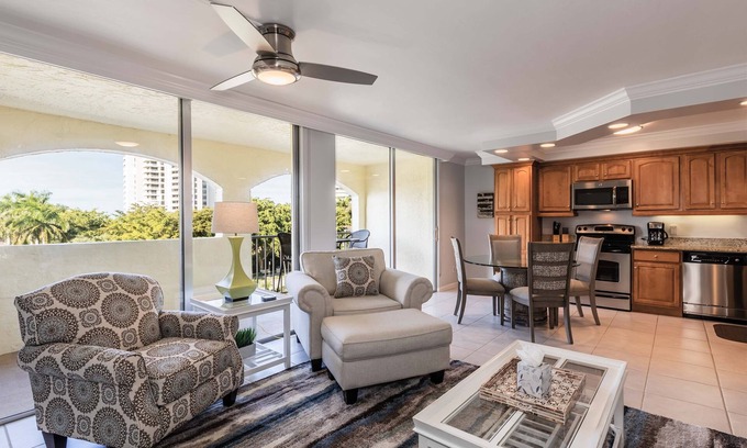Marco Island Condo | Cozy Condo with Gulf Peek – Steps from the Beach & Across from JW Marriott!