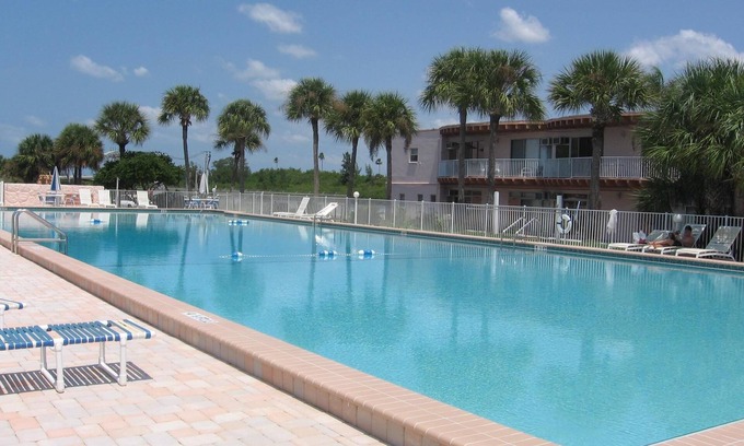 Indian Shores Condo | Cozy, Waterfront Studio Getaway