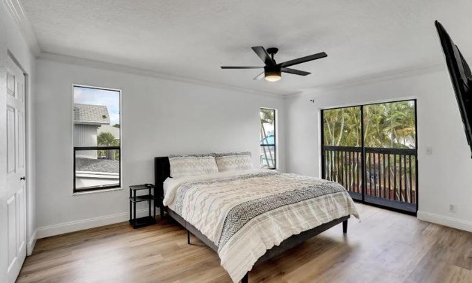 Delray Beach House | Delray Escape Pool Renovated Sleeps 12