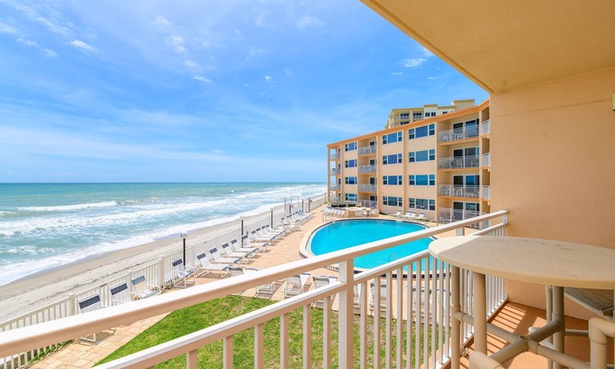Satellite Beach Condo | Direct Oceanfront Condo with Extra-Large Balcony & Panoramic Views! π