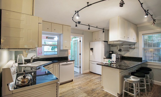 Anna Maria House | Dog-Friendly Seaside Getaway w/ a Private Hot Tub in a Great Location