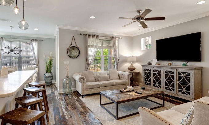 Villa Lago House | Elegant 4BR/4BA Retreat | Sleeps 12 | Sandestin Luxury