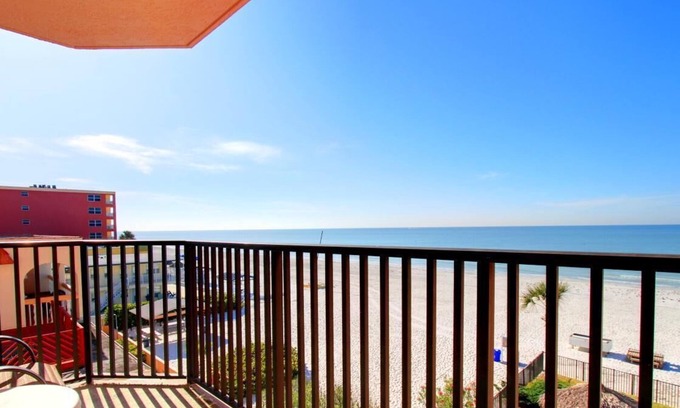North Redington Beach Condo | Emerald Isle 301 Directly Gulf Front 2-bedroom 2 bath at a great price.