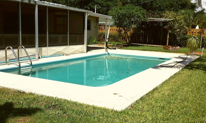 Stuart House | Enjoy southern Florida's treasure coast, minutes from the beach.
