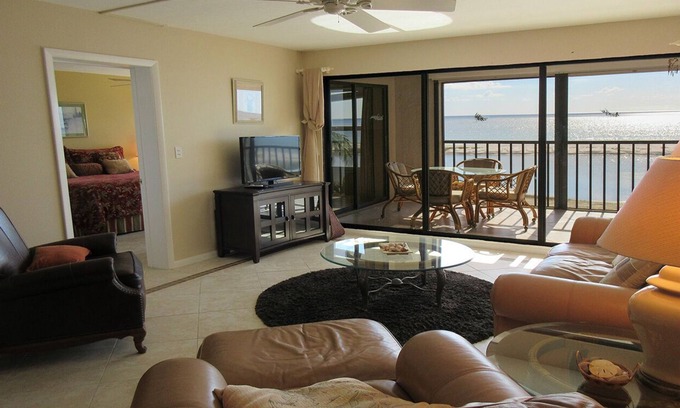 South Island Condo | Escape to Lovely Beachfront Island Vacation 2B/2B Condo w/ Direct Gulf Views