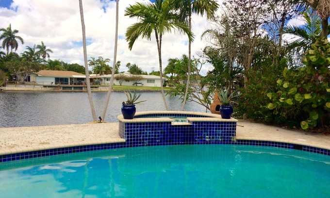Coral Ridge Isles House | Exquisite Home in the Heart of Fort Lauderdale! The Perfect Place to Relax