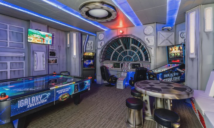 Davenport House | FANTASTIC GAME ROOM and CLOSEST TO WATERPARK!