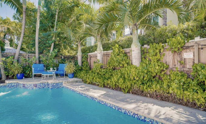 Victoria Park Apartment | *Fort Lauderdale* Poolside Condo Next to Las Olas ~ 53