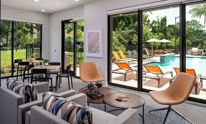 Gainesville Apartment | Grand Two Bedroom Two Bathroom Apartment with Balcony