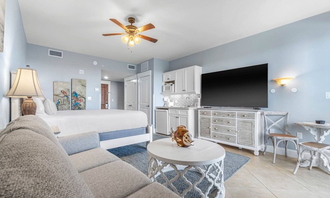Baytowne Wharf Condo | "Great Sands" Sandestin #2607 Studio Sleeps 4