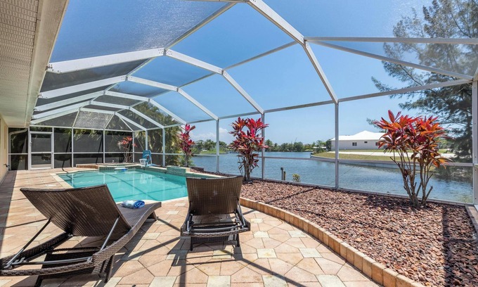 Pelican House | Great Water views! Southern Exposure Pool, Pet-Friendly- Villa On The Lake -Roelens Vacations