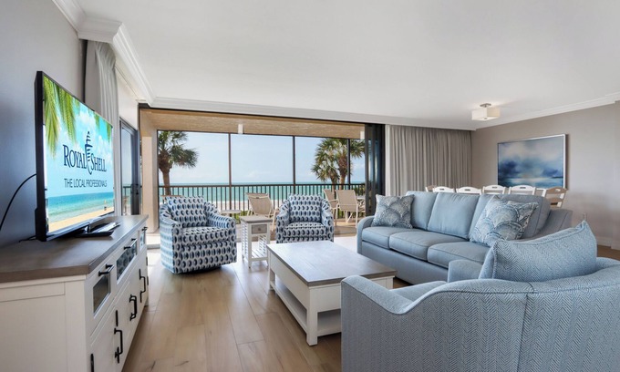 Beachview Country Club Estates Condo | Gulf Front, Two Bedroom Condo with Den - Sundial L304