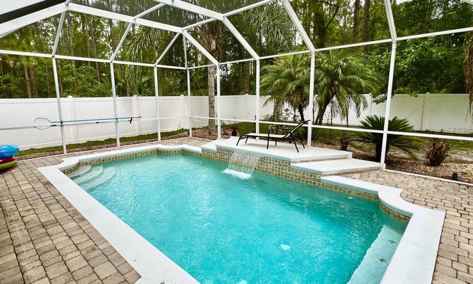 Palm Coast House | Hidden Treasure-cozy and stylish 3BR with salt water heated pool