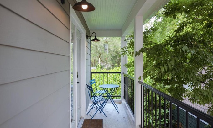Downtown Historic District House | Historic Dream - Unit C