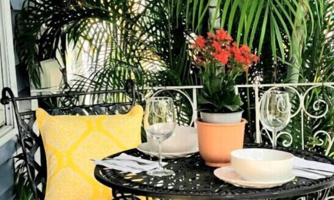 Tampa House | Historic West Tampa Cottage