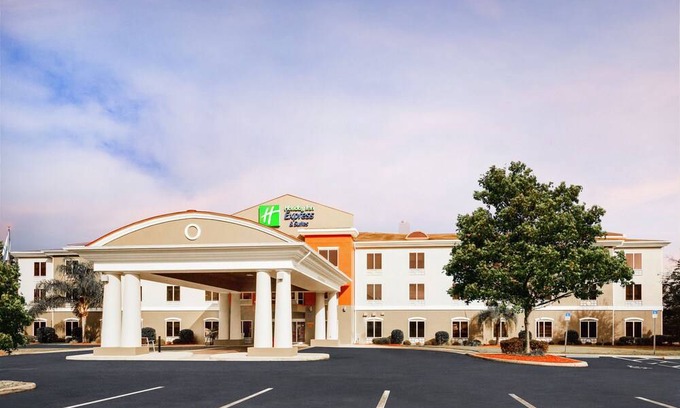 Lecanto Hotel | Holiday Inn Express Hotel & Suites Inverness, an IHG Hotel