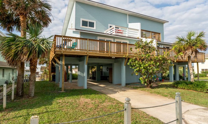 New Smyrna Beach House | House ∙ 2 bedrooms ∙ 6 guests