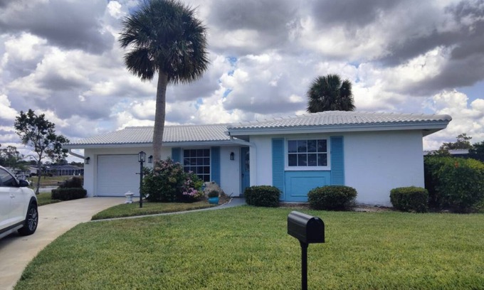 Englewood House | House ∙ 3 bedrooms ∙ 6 guests