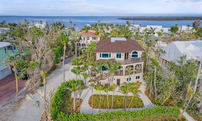 Captiva House | House ∙ 5 bedrooms ∙ 12 guests