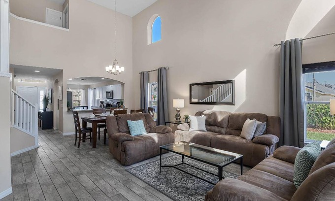 Lake Berkley House | House ∙ 6 bedrooms ∙ 13 guests
